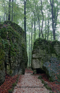 Sanspareil - Weg im Felsengarten