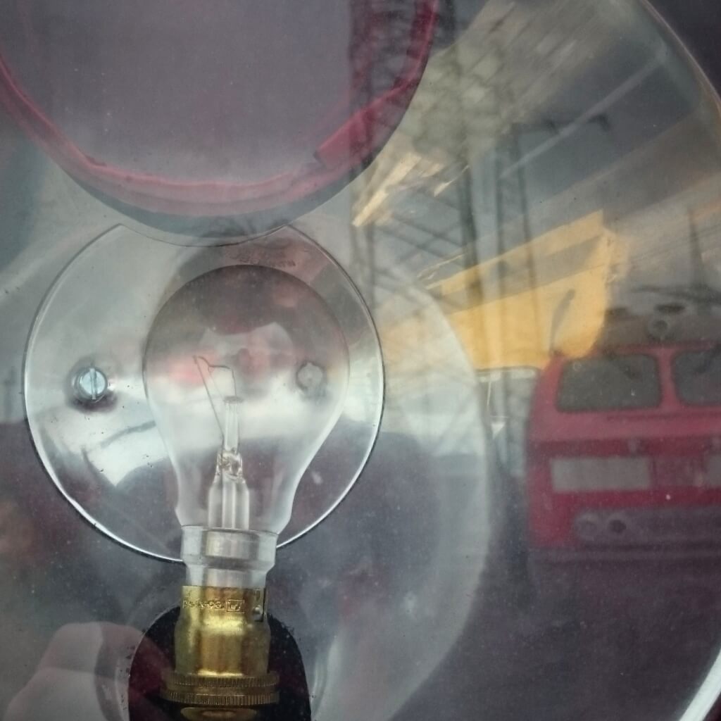 Spiegelung Lampe Historische Eisenbahn Mannheim Museum und Verein